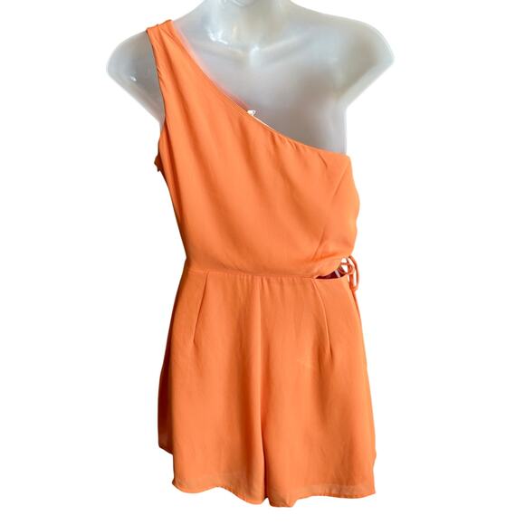 Lush Small Romper - Picture 2 of 3